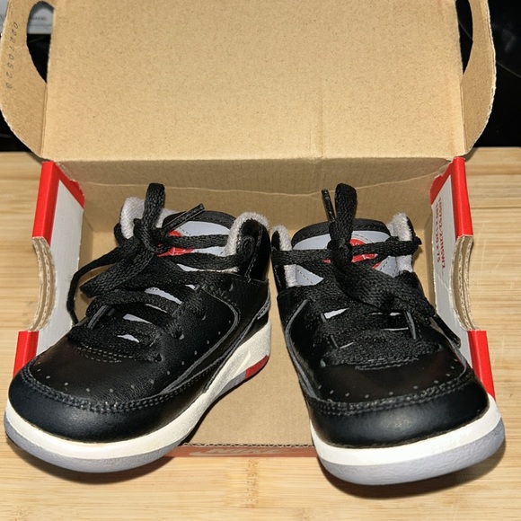 Retro Jordan 2’s - Picture 2 of 2